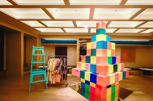 Unable to view the image, Please provide a valid URL.