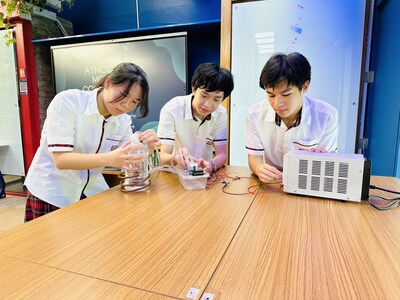 Unable to view the image, Please provide a valid URL.