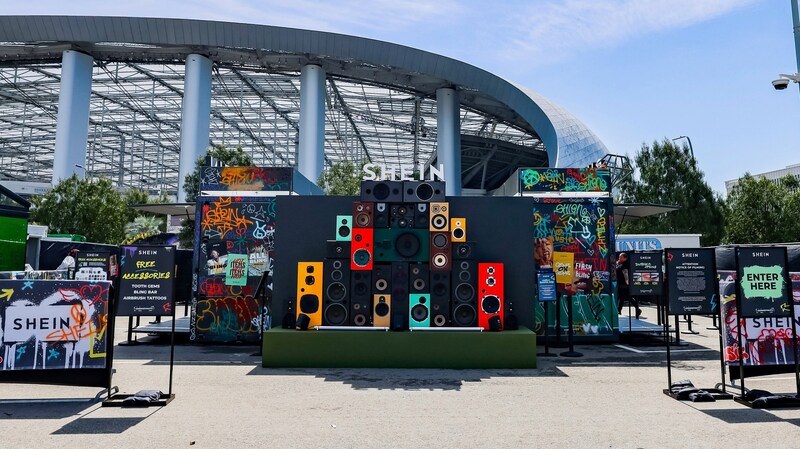 Unable to view the image, Please provide a valid URL.