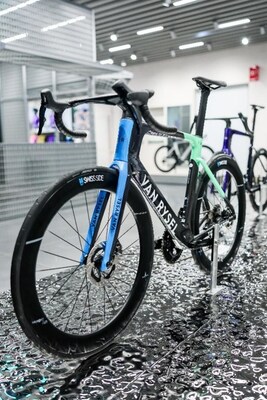 Unable to view the image, Please provide a valid URL.