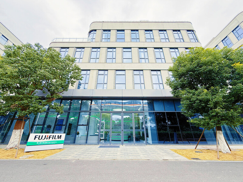 Unable to view the image, Please provide a valid URL.