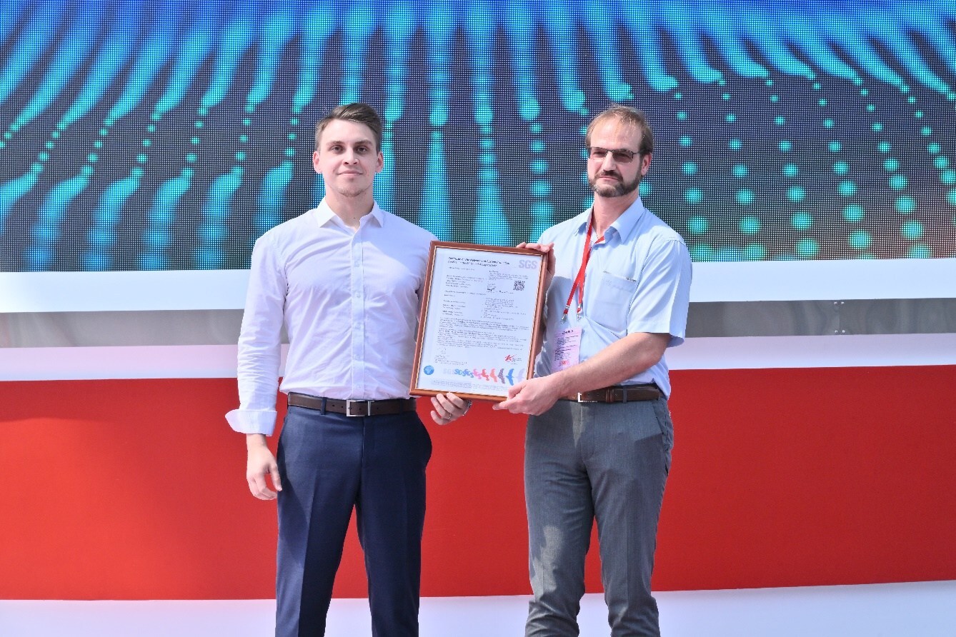 Unable to view the image, Please provide a valid URL.