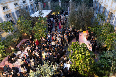 Unable to view the image, Please provide a valid URL.