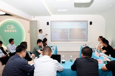 Unable to view the image, Please provide a valid URL.