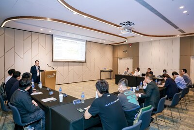 Unable to view the image, Please provide a valid URL.