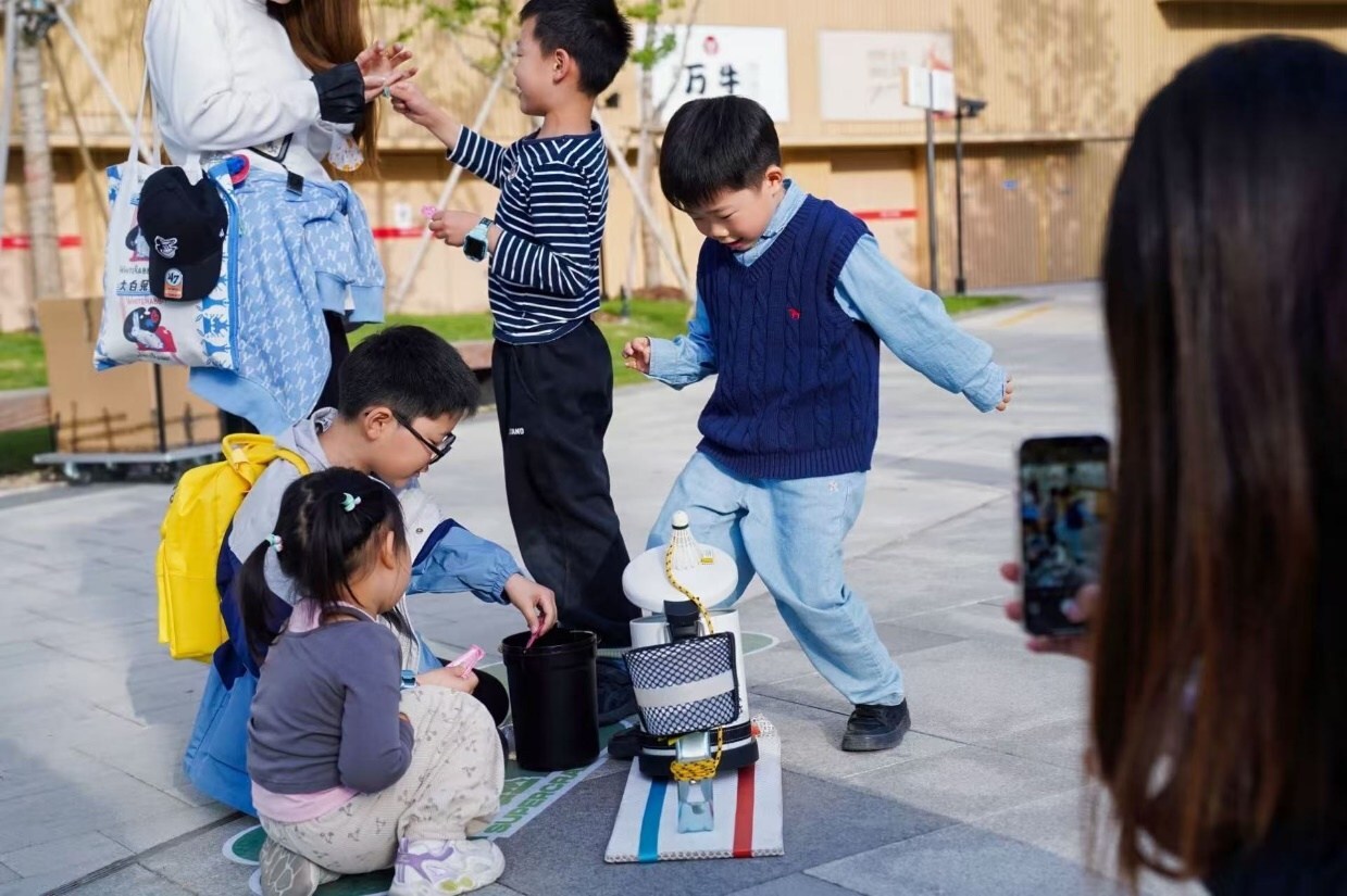 Unable to view the image, Please provide a valid URL.