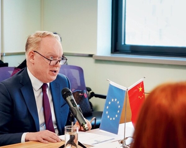 Unable to view the image, Please provide a valid URL.