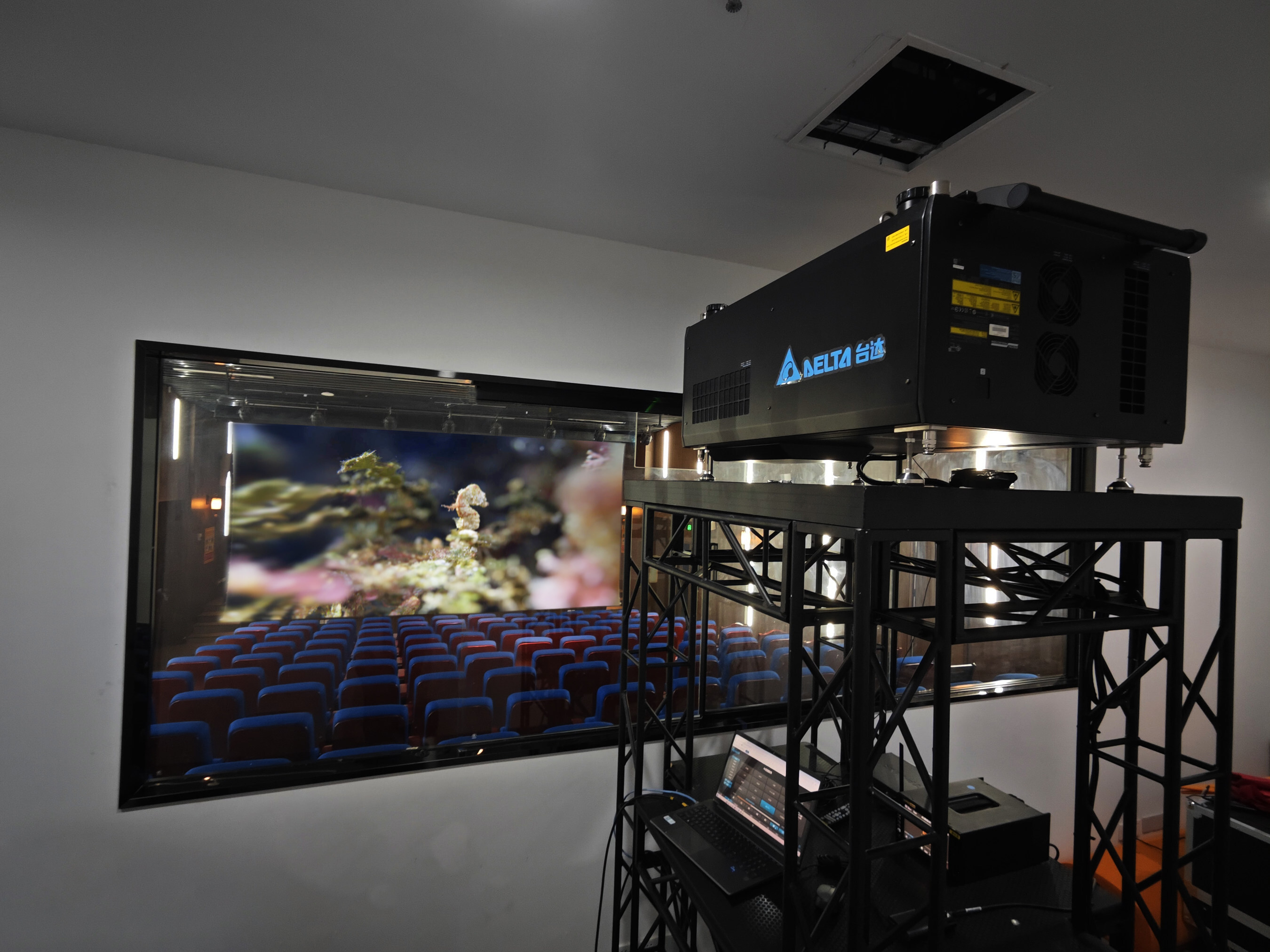 Unable to view the image, Please provide a valid URL.