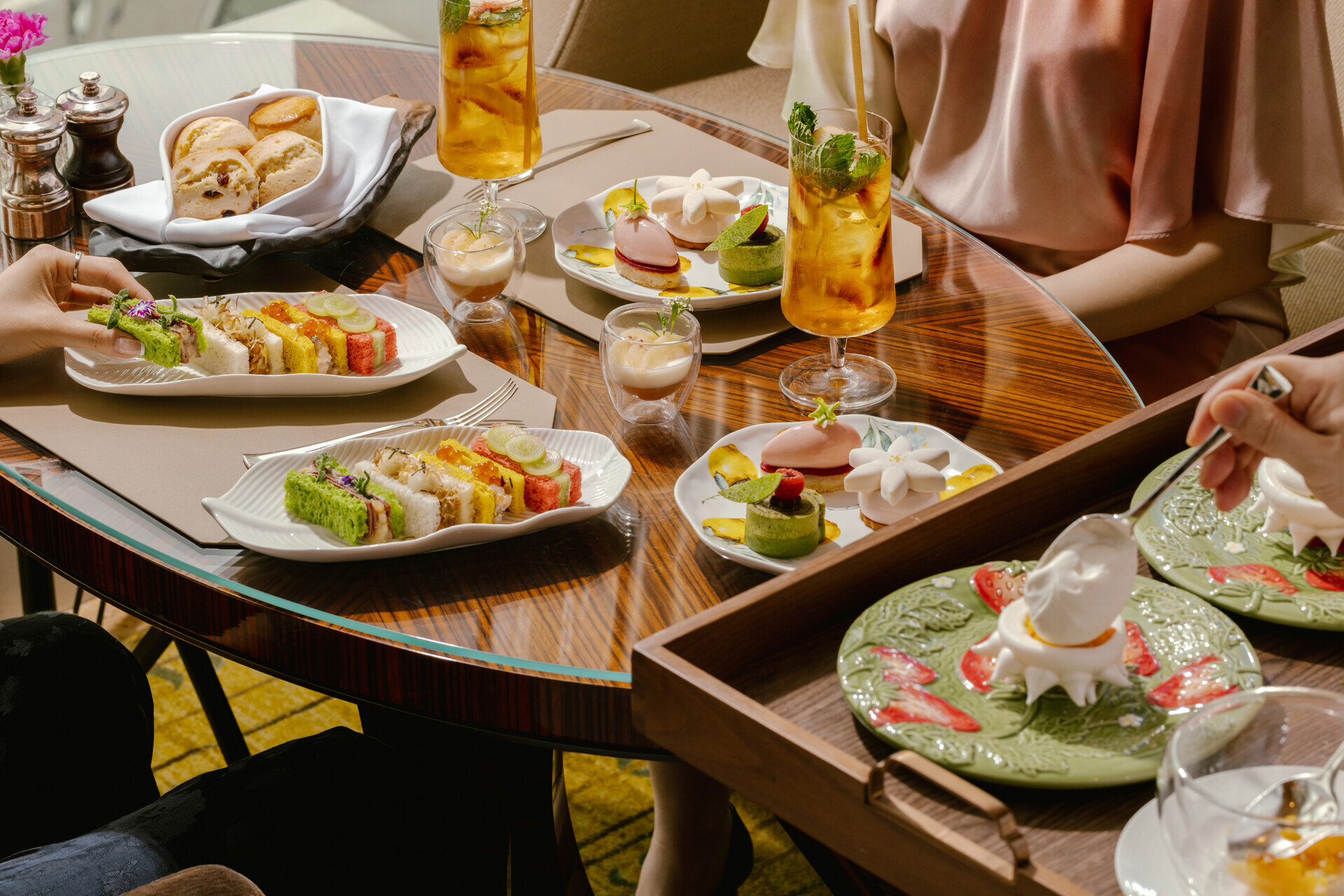 Unable to view the image, Please provide a valid URL.