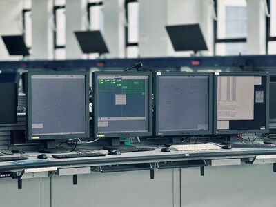 Unable to view the image, Please provide a valid URL.