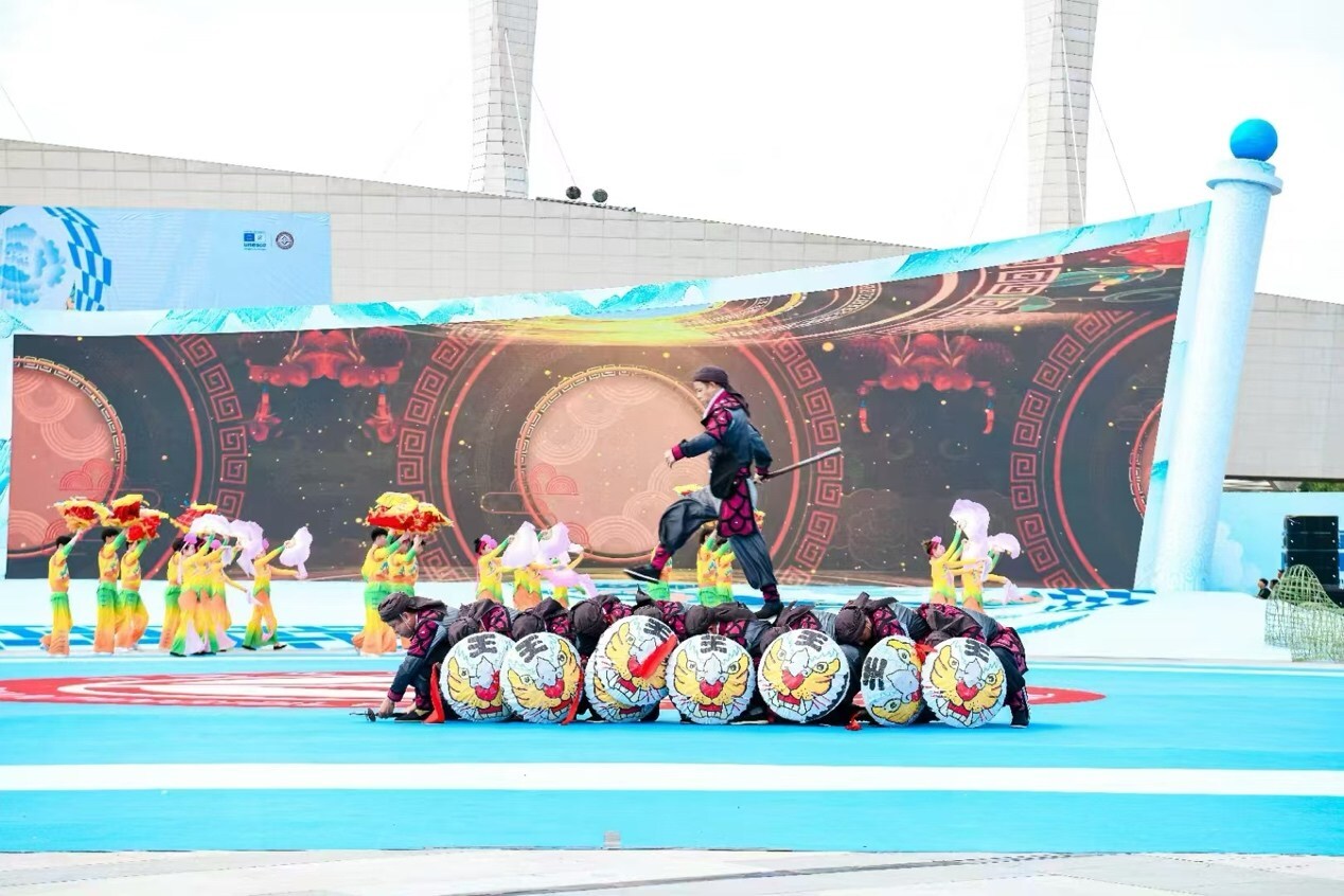 Unable to view the image, Please provide a valid URL.