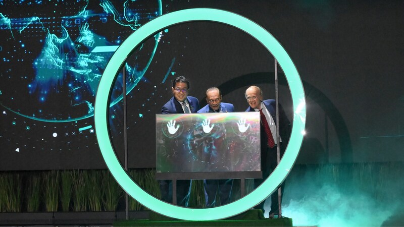 Unable to view the image, Please provide a valid URL.