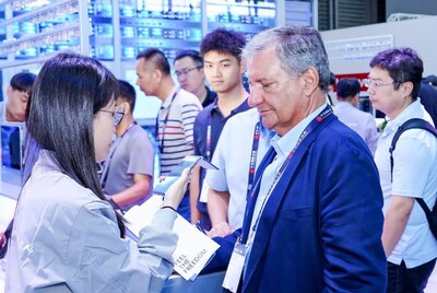 Unable to view the image, Please provide a valid URL.