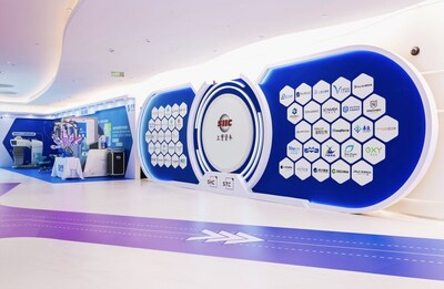 Unable to view the image, Please provide a valid URL.