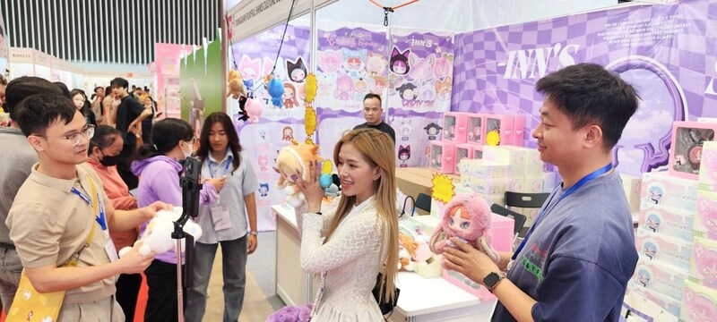 Unable to view the image, Please provide a valid URL.