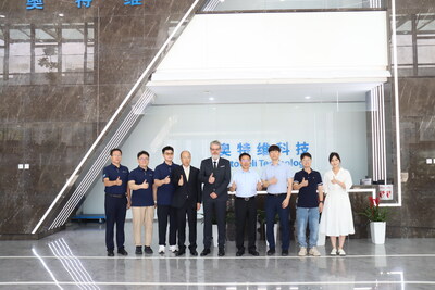 Unable to view the image, Please provide a valid URL.