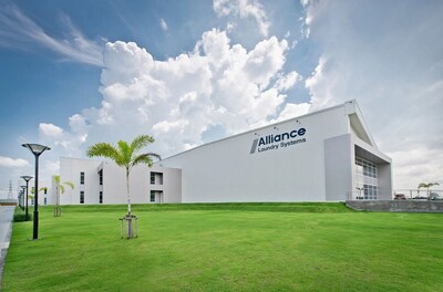 Unable to view the image, Please provide a valid URL.