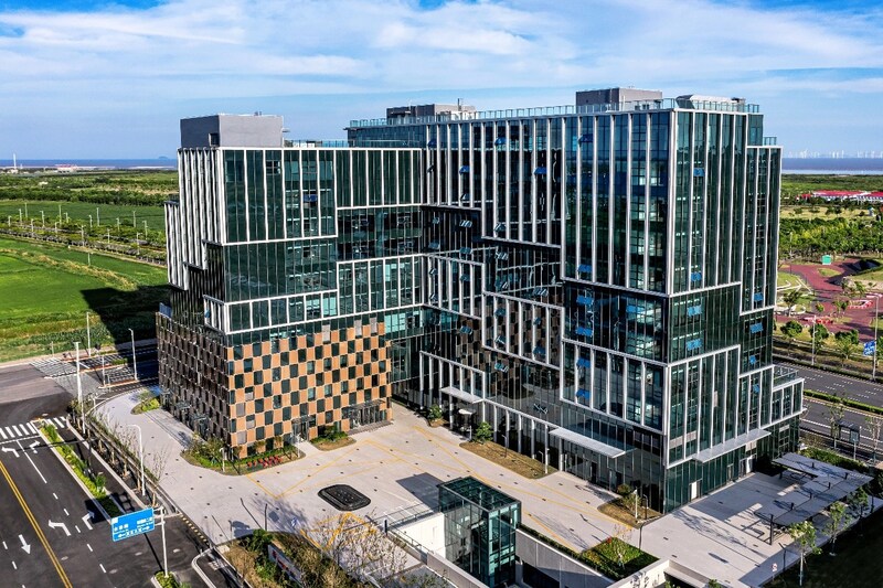 Unable to view the image, Please provide a valid URL.