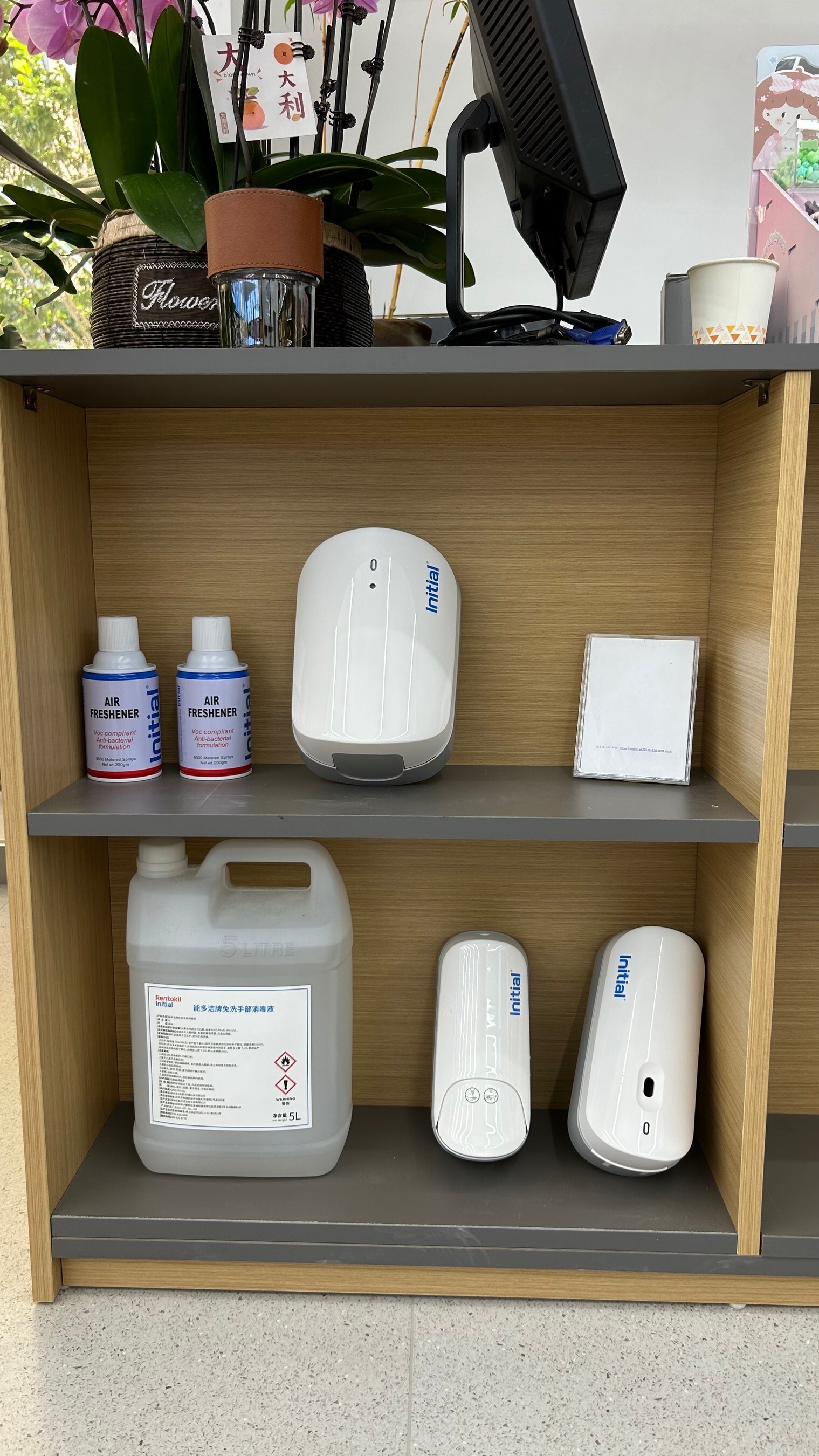 Unable to view the image, Please provide a valid URL.