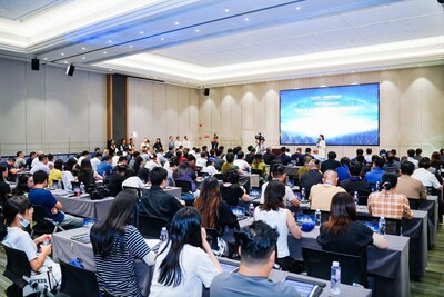 Unable to view the image, Please provide a valid URL.