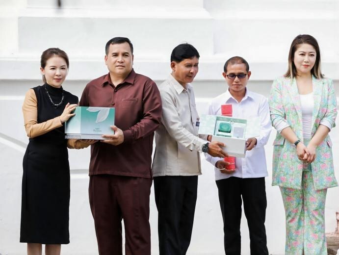 Unable to view the image, Please provide a valid URL.