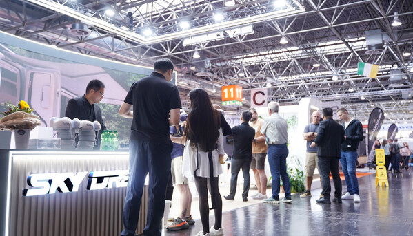 Unable to view the image, Please provide a valid URL.