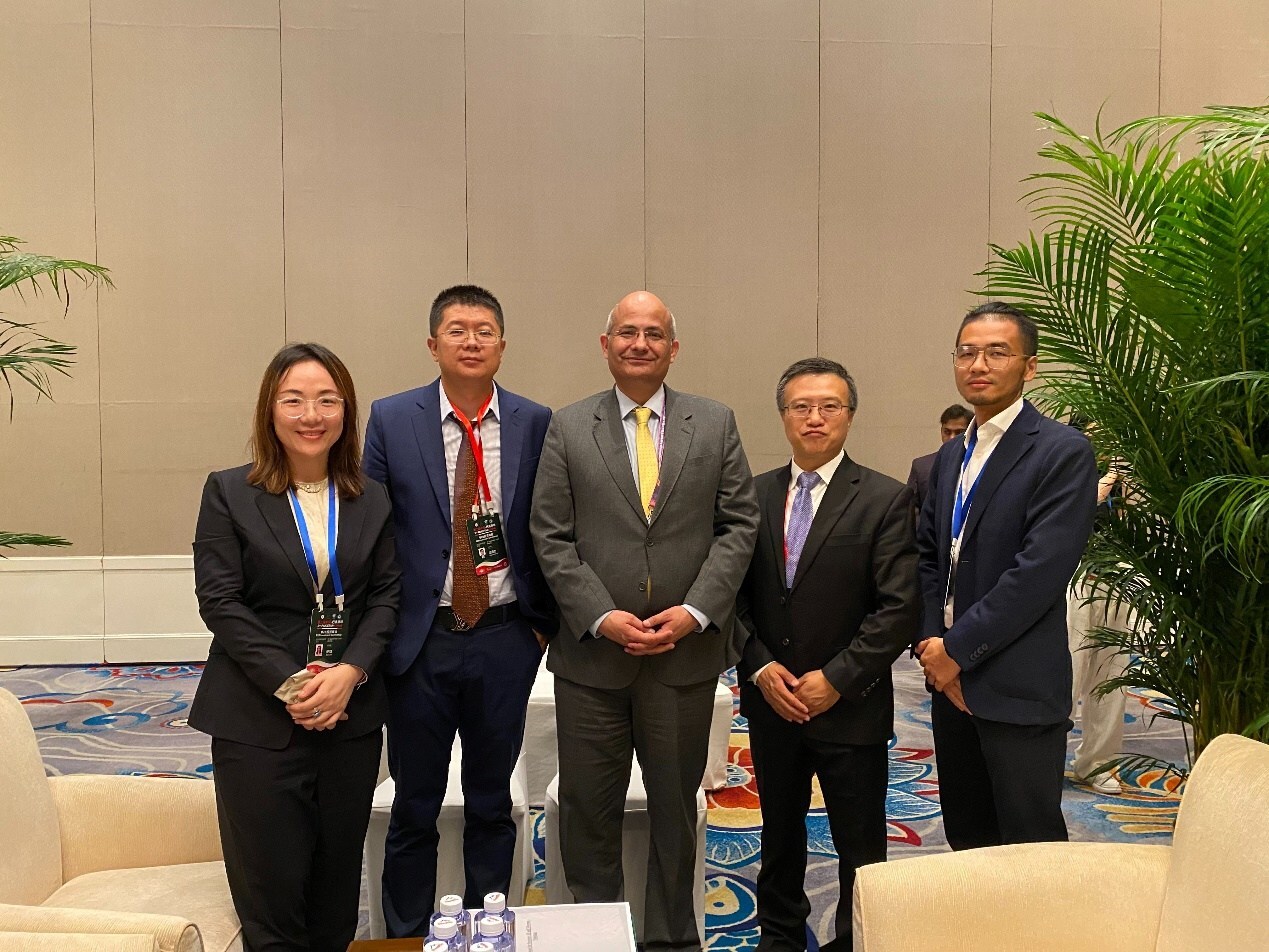 Unable to view the image, Please provide a valid URL.