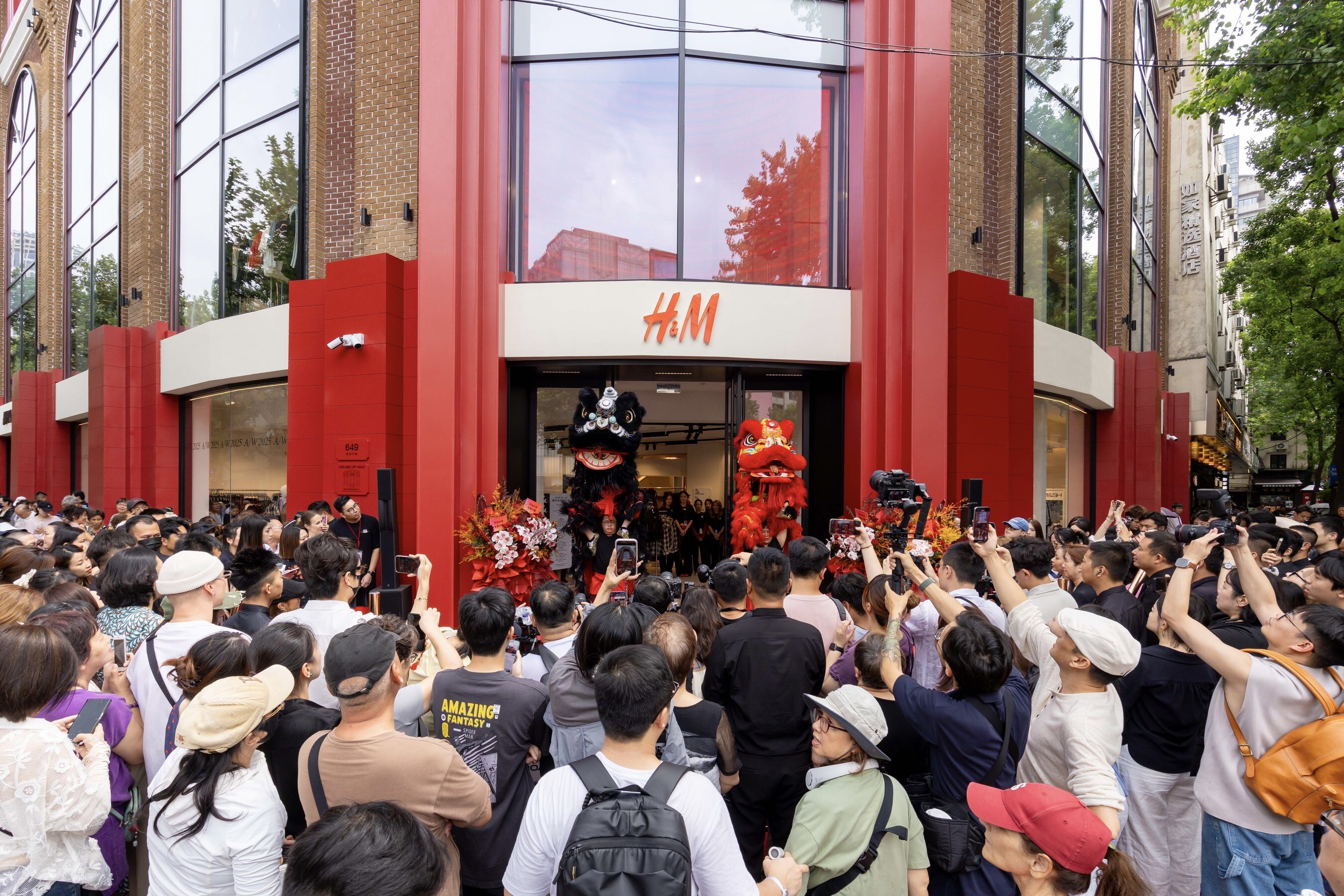 Unable to view the image, Please provide a valid URL.