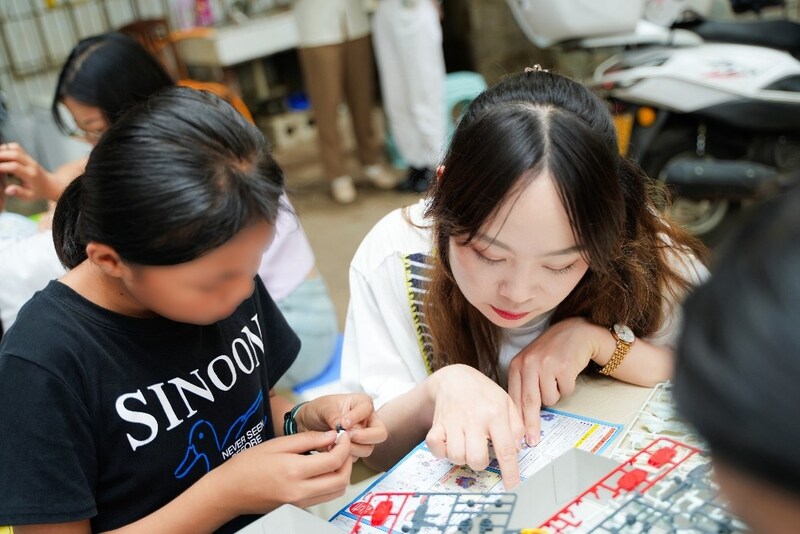 Unable to view the image, Please provide a valid URL.