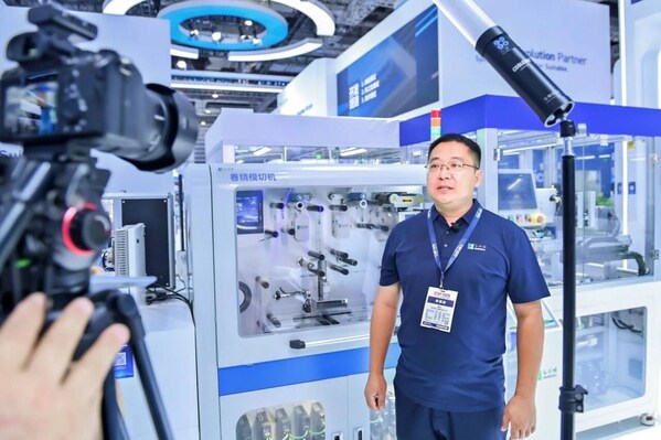 Unable to view the image, Please provide a valid URL.