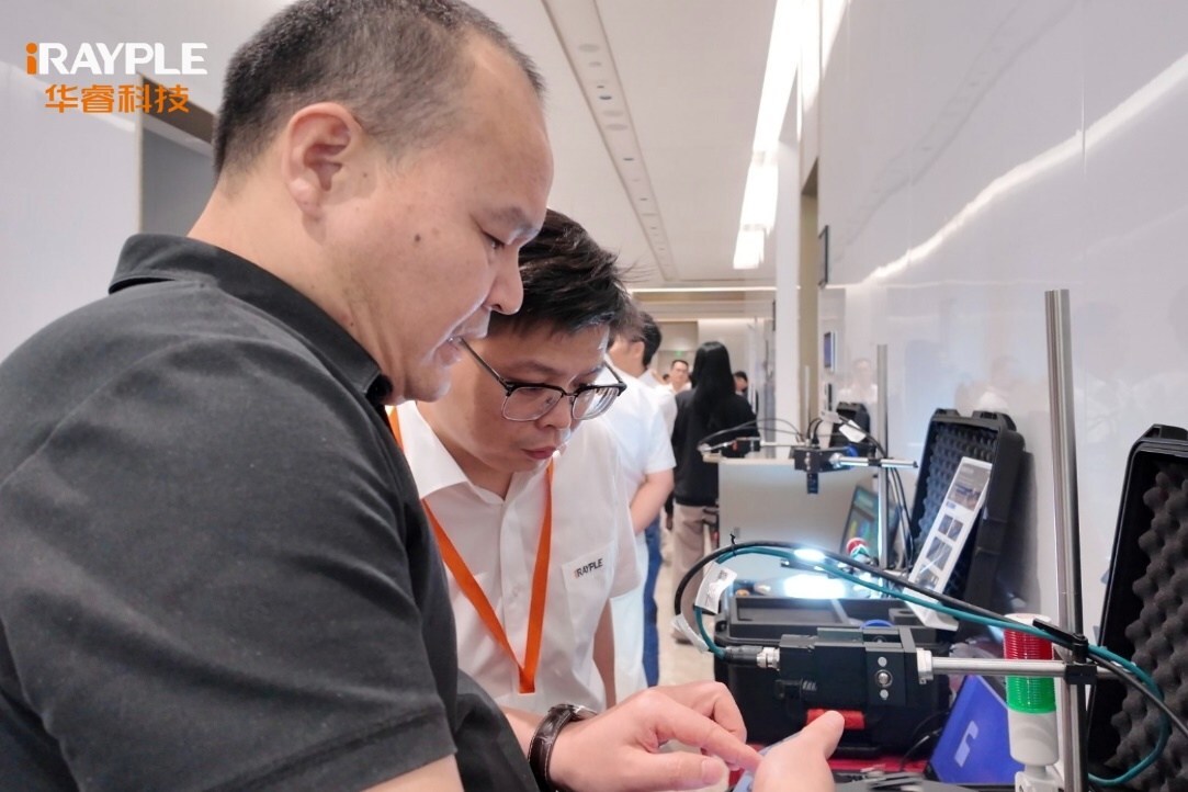 Unable to view the image, Please provide a valid URL.