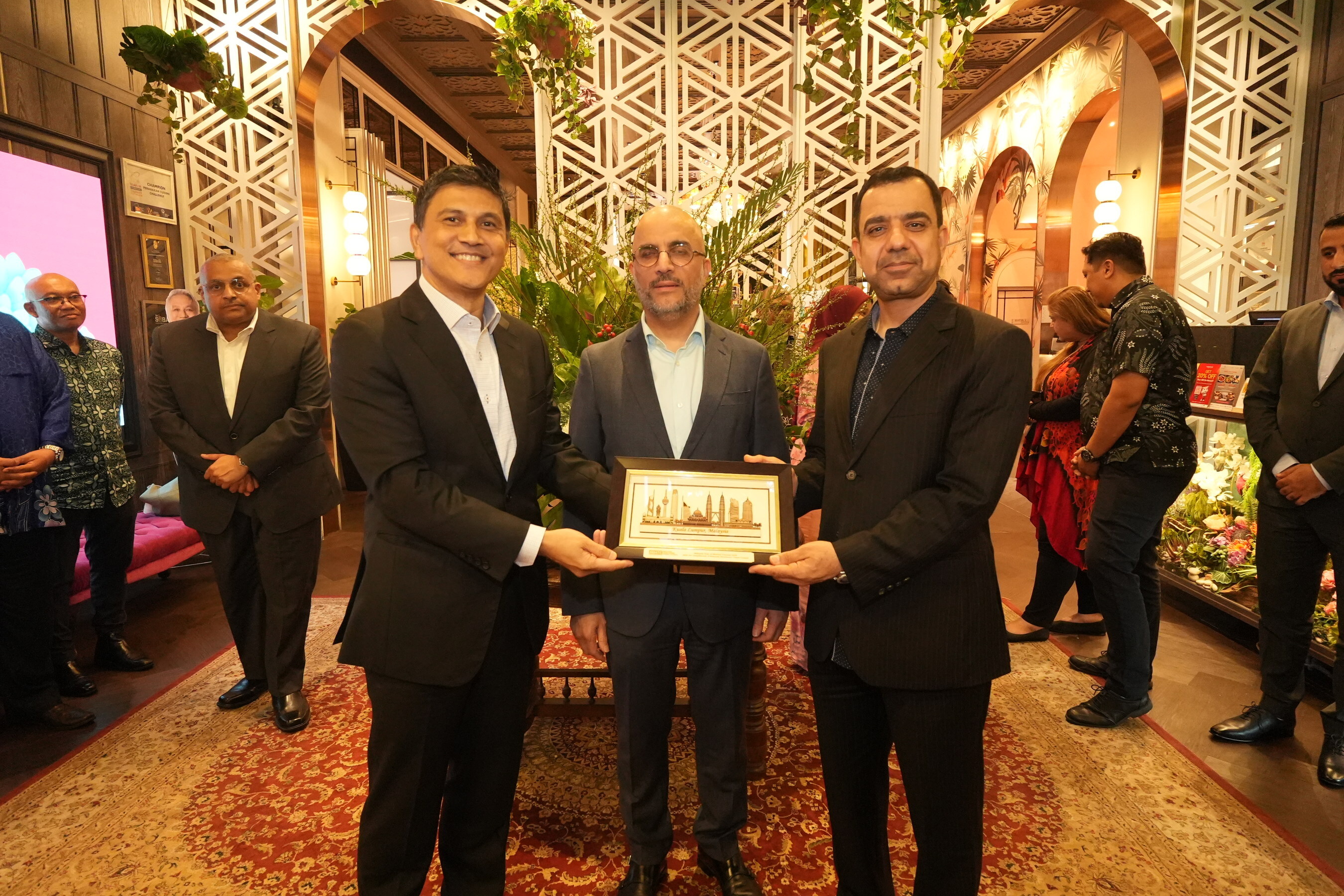 Unable to view the image, Please provide a valid URL.