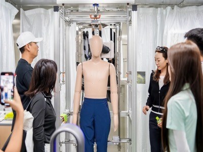 Unable to view the image, Please provide a valid URL.