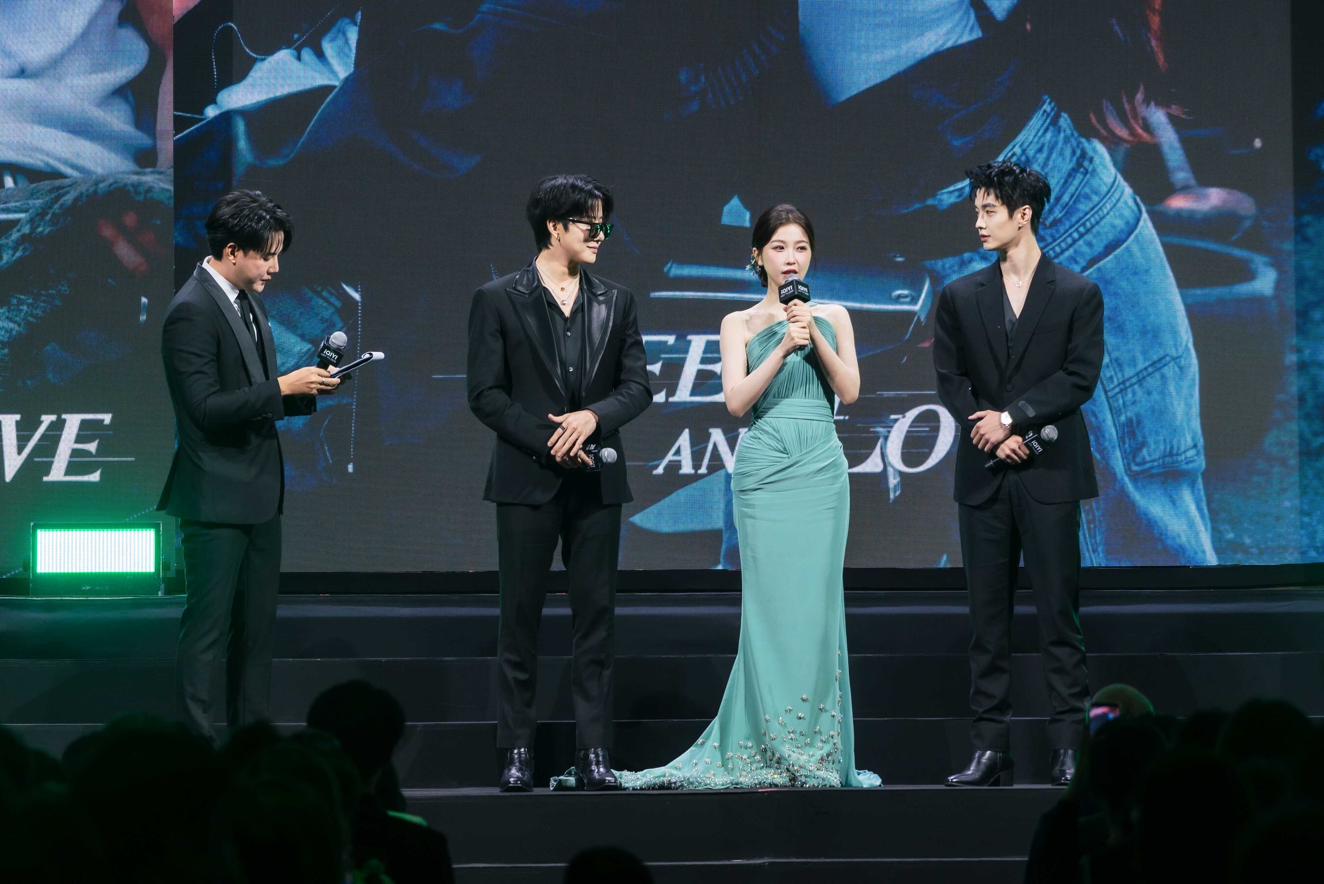 Unable to view the image, Please provide a valid URL.