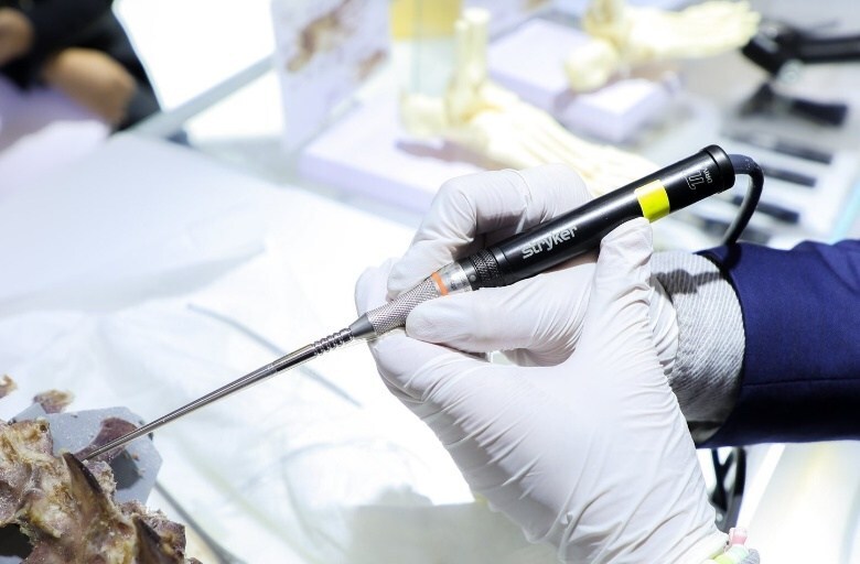 Unable to view the image, Please provide a valid URL.