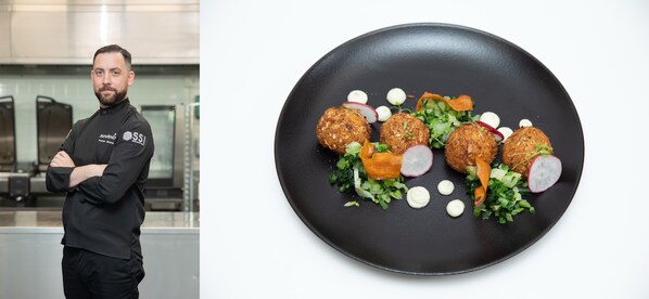 Unable to view the image, Please provide a valid URL.