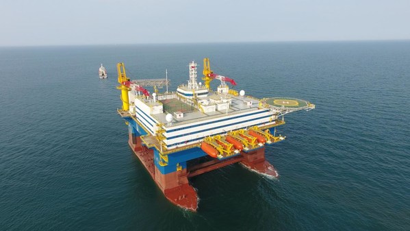 Figure out: the semi-submersible accommodation vessel "OOS Tiradentes"