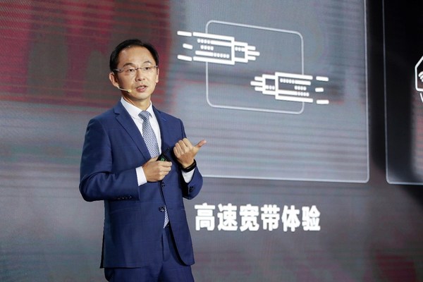 Ryan Ding dari Huawei: Pengalaman Pintar Membuka Nilai Baharu