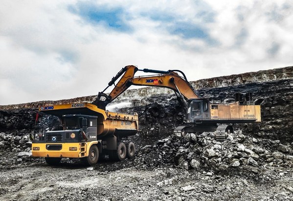 XCMG Delivers Customized Mining Graders to Rio Tinto, Driving Growth in High-end Markets