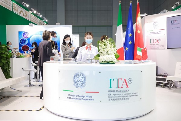 意大利医疗领域展团亮相2020进博会，“意大利制造”助力健康中国