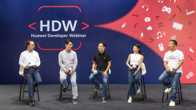 Panel Discussion during the Huawei Developer Webinar - Grow in China, Win with AppGallery