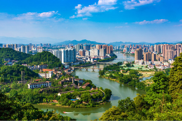 Pemandangan Sungai Liuyang terletak di Bandar Liuyang, Wilayah Hunan tengah China