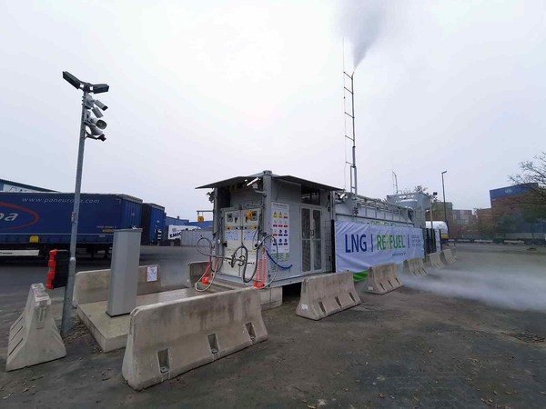 LNG箱式橇装加注装置在德国不莱梅港市运营现场