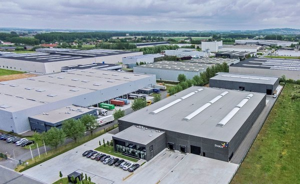 利安德巴赛尔和SUEZ联合宣布收购位于比利时布兰丹的塑料回收公司TIVACO。此次收购将提高两家公司现有股份各半的塑料回收合资企业Quality