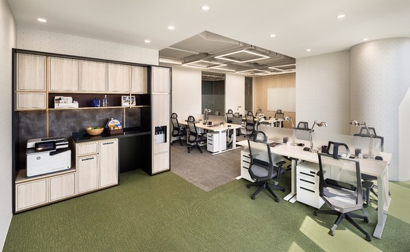 ATLAS 寰图办公空间-西安迈科中心服务式办公室，满足企业对独立办公环境及优质服务的需求