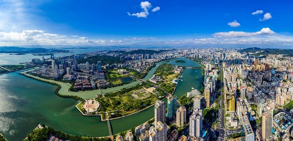 An aerial photo of Bailuzhou Park in Xiamen, East China’s Fujian province [Photo provided to China Daily]