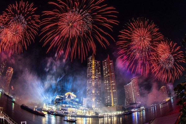 The show goes on in Bangkok as 25,000 eco-friendly fireworks light up 1.4 km of the city’s riverfront as part of Thailand’s 2021 National Countdown at ICONSIAM