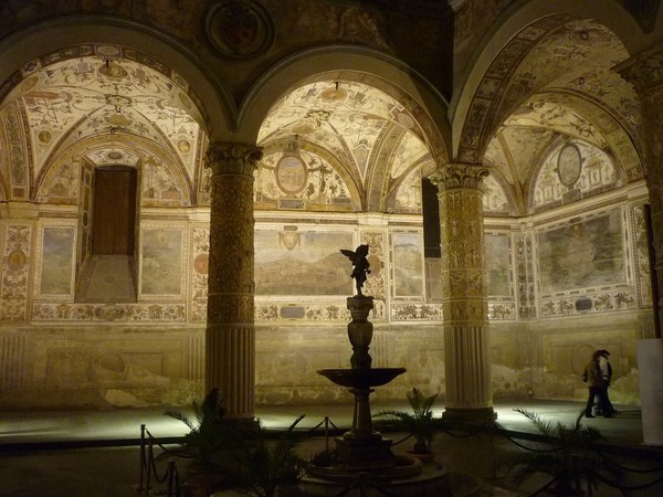 Underlining Its Strong Ties With Florence, Kering Sponsors Improved Facilities For The Palazzo Vecchio Courtyard