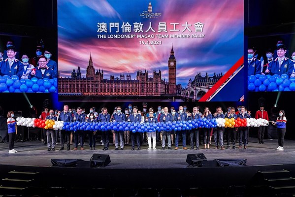 Sands China senior management joins the opening team of The Londoner Macao for a team member rally at The Londoner Theatre Tuesday.