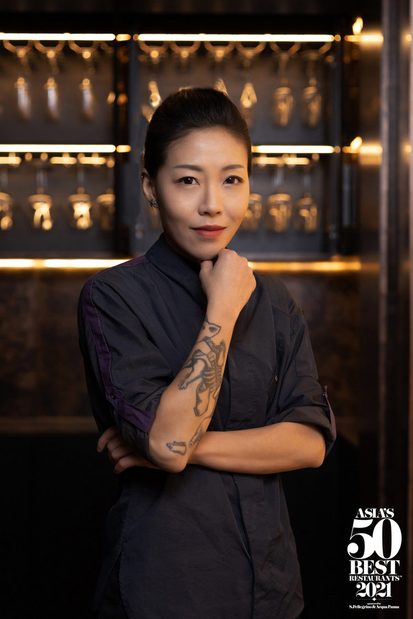 DeAille Tam, executive chef and co-founder of Obscura in Shanghai, has won the title of Asia’s Best Female Chef 2021, sponsored by Cinco Jotas